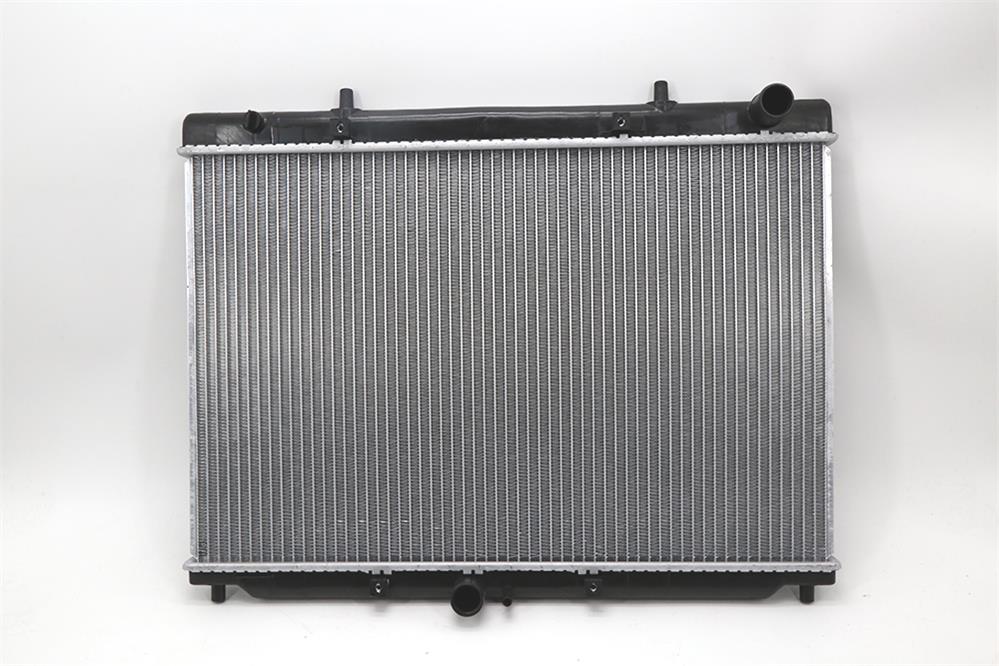 23887561 SGMW SAIC Wuling New Rong guang MT Aluminum radiator